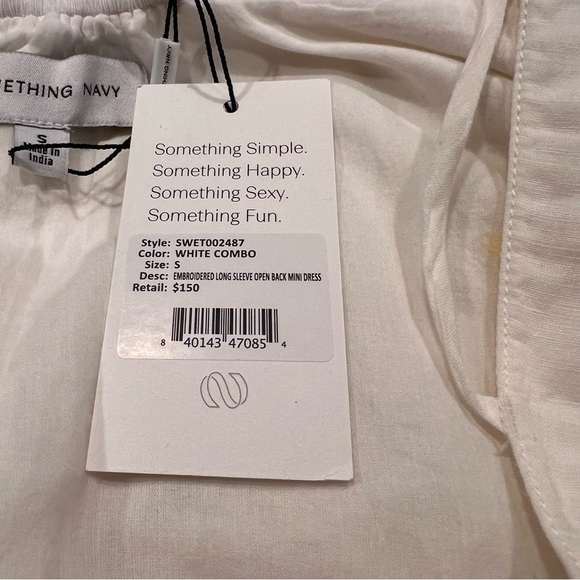 NWT SOMETHING NAVY Revolve Embroidered 3/4 Sleeve Open Back Mini Dress Sz-S - Picture 8 of 10